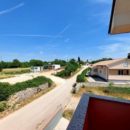 Apartman Zeljo Galižana Екстериор снимка