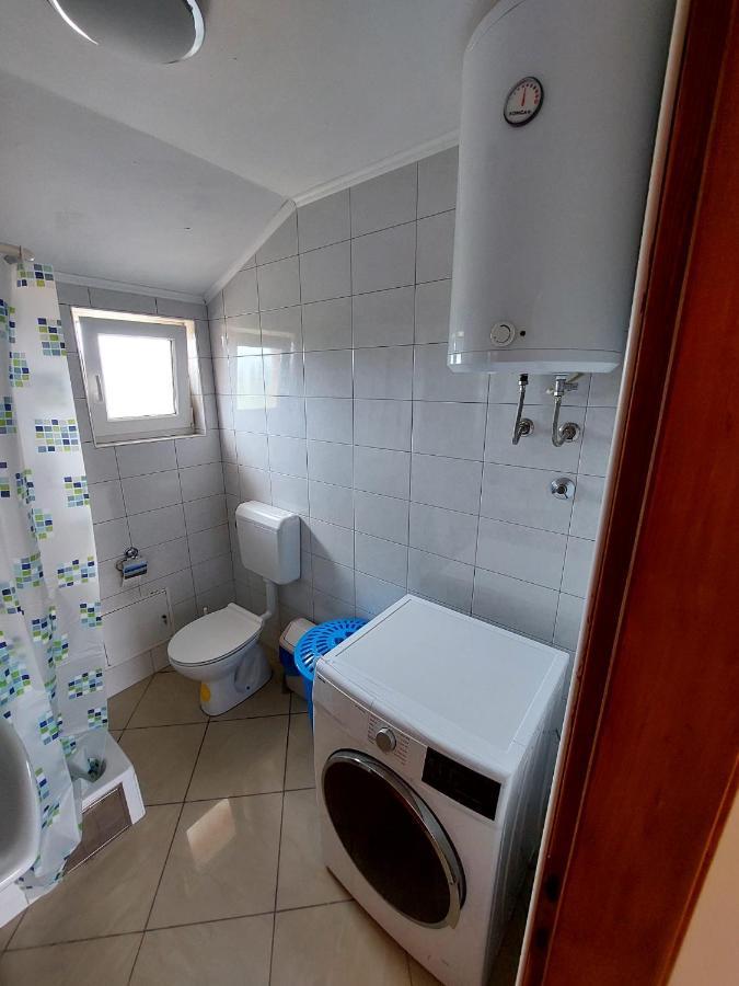 Apartman Zeljo Galižana Екстериор снимка