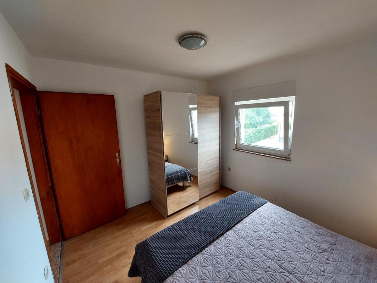 Apartman Zeljo Galižana Екстериор снимка