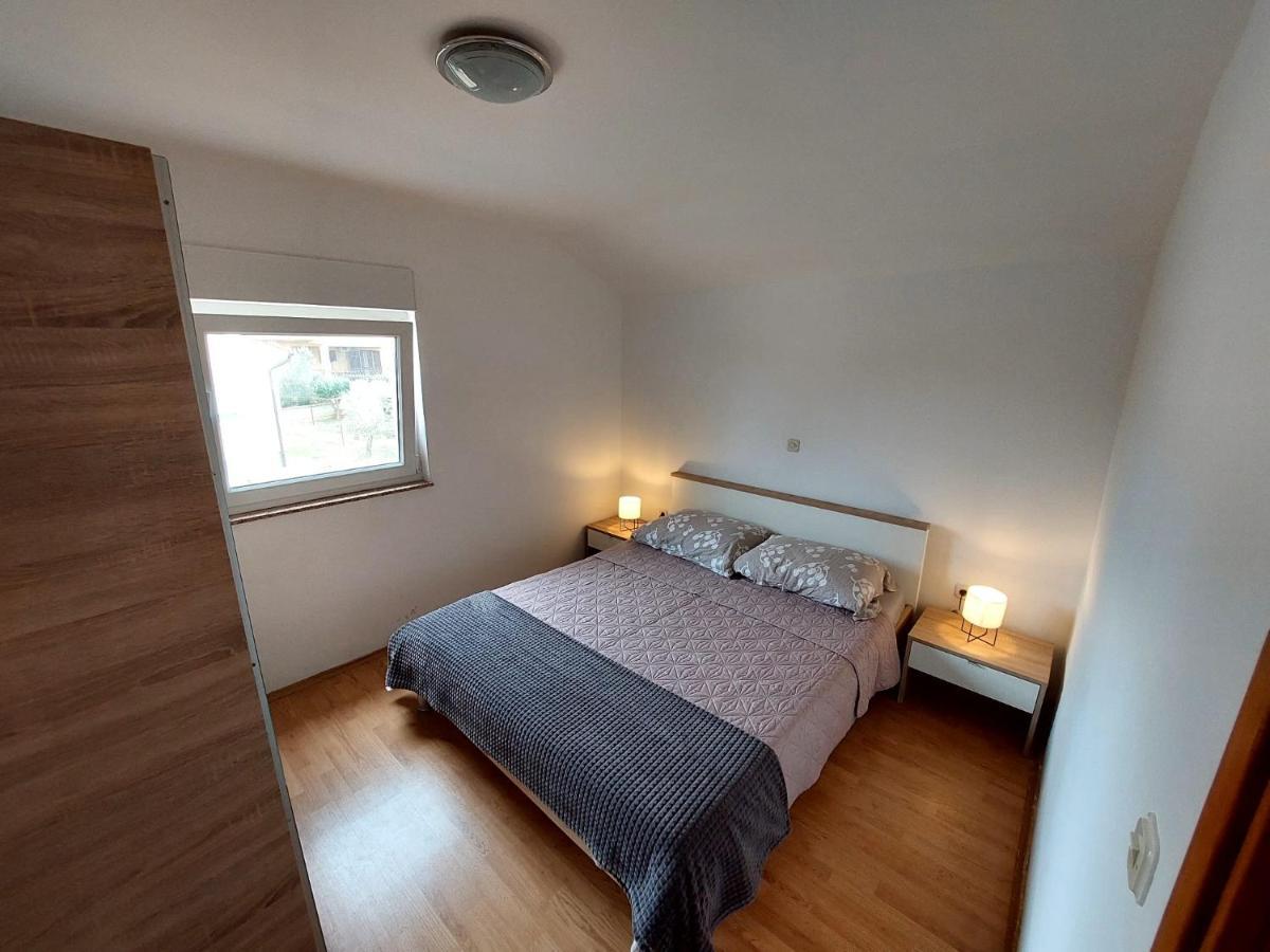 Apartman Zeljo Galižana Екстериор снимка